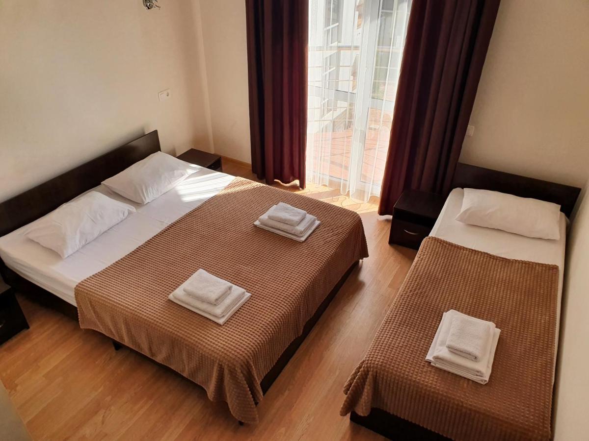 Ellas Guest House Кабардинка Екстер'єр фото